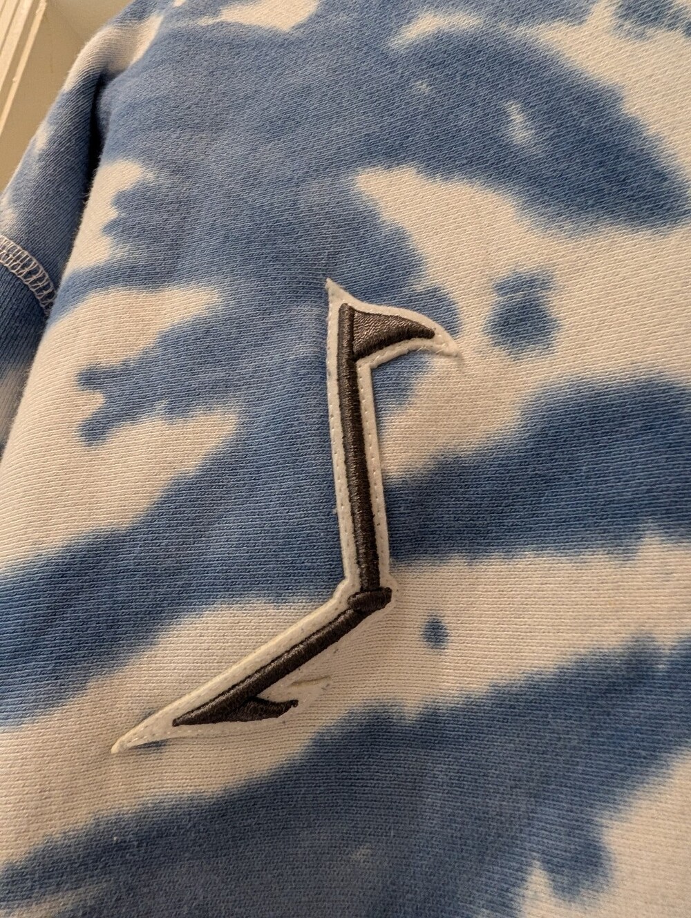 Greyson Limited-Edition Fireside Tie-Dye Hoodie Size Large - Picture 4 of 9